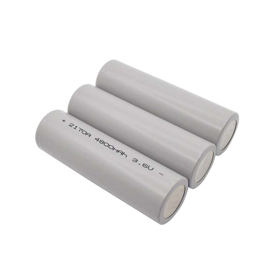 3,7 V ladattava akkukenno